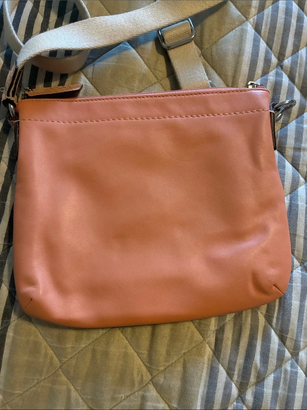 Coach Vintage Coral Pink leather Crossbody Swingpack Bag + silver turnlock